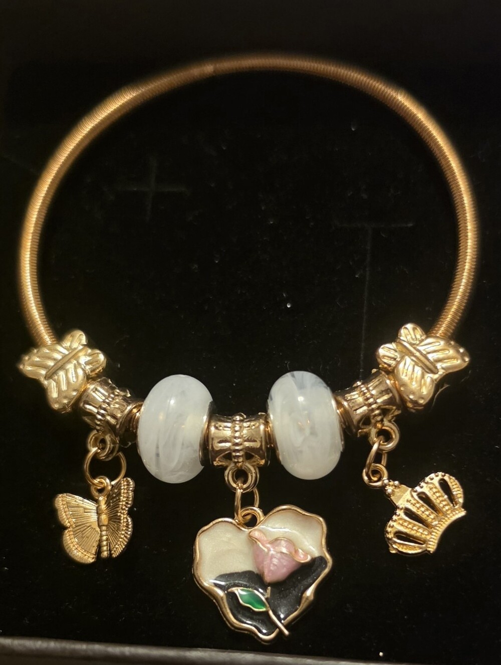 Gold-Tone Charm Bracelet with White Beads and Floral Heart Charm